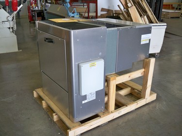 Self-contained heatcraft PRO unit for sale.