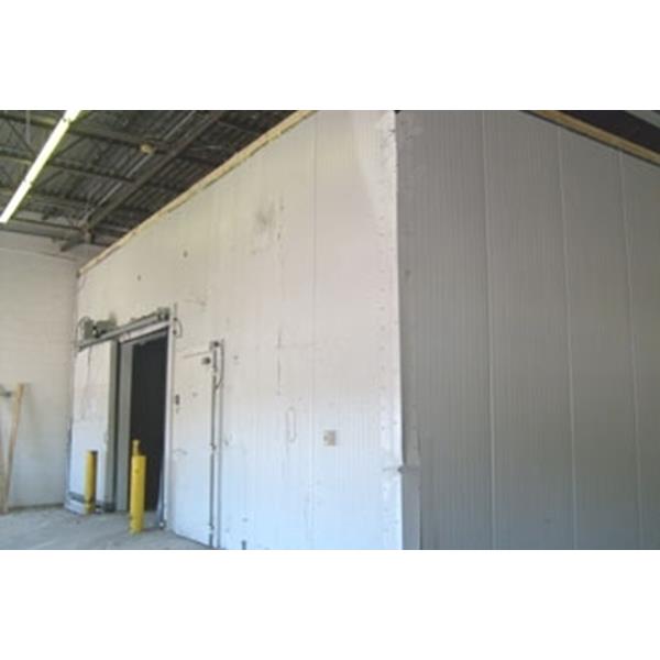 32&#39; x 96&#39;8&quot; x 14&#39;H Drive-in Cooler or Freezer