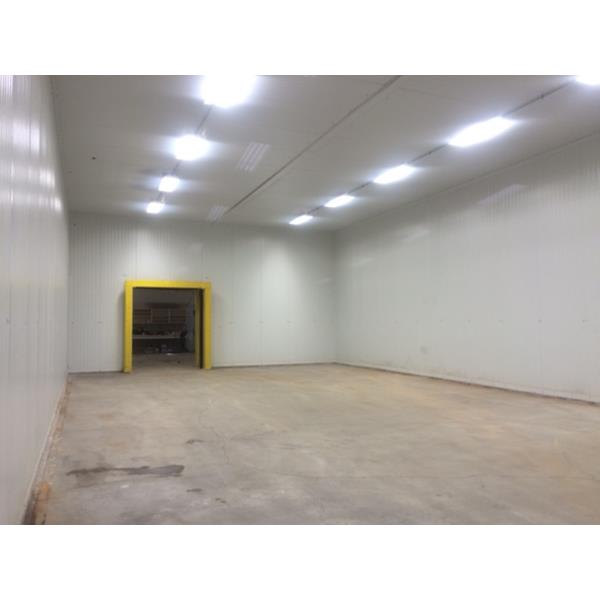 30&#39; x 54&#39;6&quot; x 16&#39;10&quot;H Drive-in Cooler or Freezer