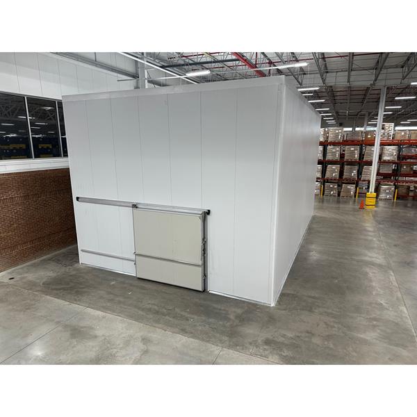 20&#39; x 20&#39; x 16&#39;4&quot;H Drive-In Cooler