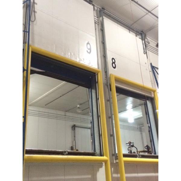 9&#39; x 10&#39;H Manual Vertical Lift Overhead Cooler Doors