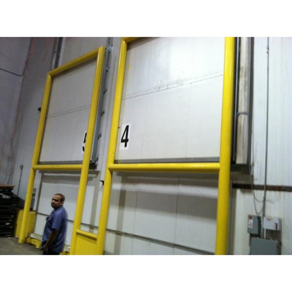 9&#39; x 10&#39;H Manual Vertical Lift Overhead Freezer Doors