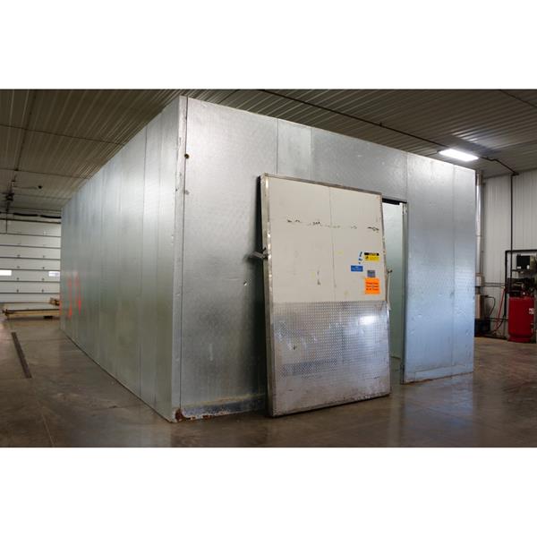 18&#39; x 31&#39;6&quot; x 12&#39;H Kysor Drive-in Cooler