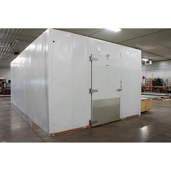 14&#39;6&quot; x 26&#39; x 10&#39;4&quot;H Kysor Walk-in Cooler or Freezer