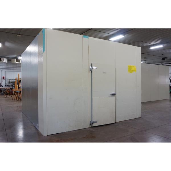 14&#39; x 14&#39; x 10&#39;4&quot;H Kysor Walk-in Cooler or Freezer