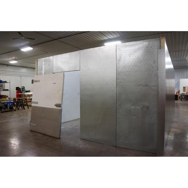 15&#39; x 29&#39;4&quot; x 9&#39;3&quot;H Kysor Walk-in Cooler or Freezer