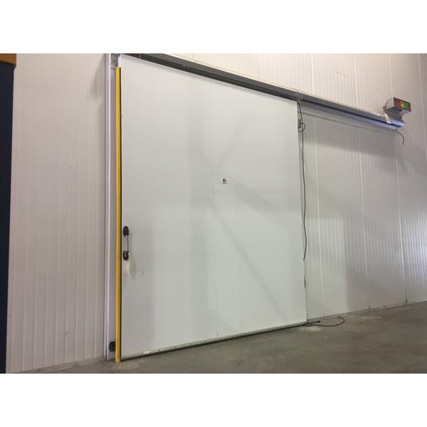 29&#39; x 44&#39; x 18&#39;4H Drive-in Cooler or Freezer