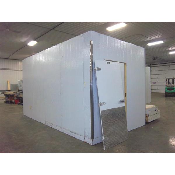 Master-Bilt Walk-in Cooler