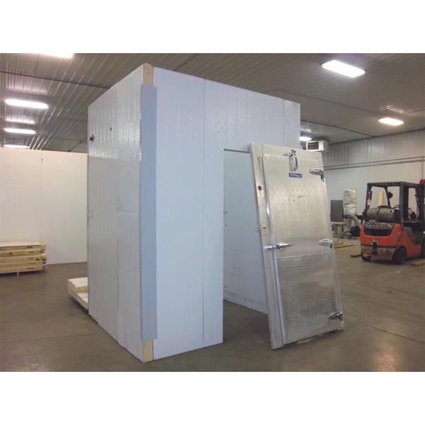Master-Bilt Walk-in Cooler