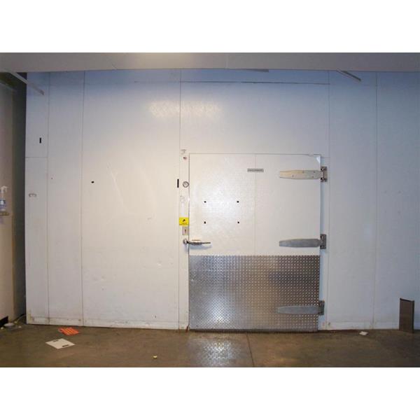 19'6" x 31' x 14'4"H Drivein Cooler or Freezer (605 Sq. Ft.) Barr