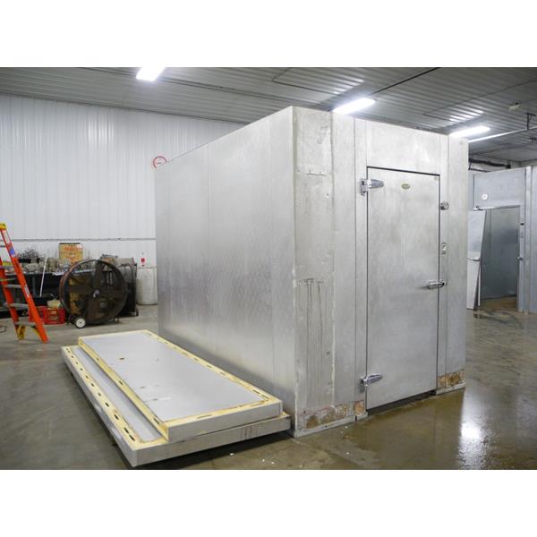 6&#39;9&quot; x 10&#39;7&quot; x 8&#39;5&quot;H WA Brown Walk-in Cooler / Freezer