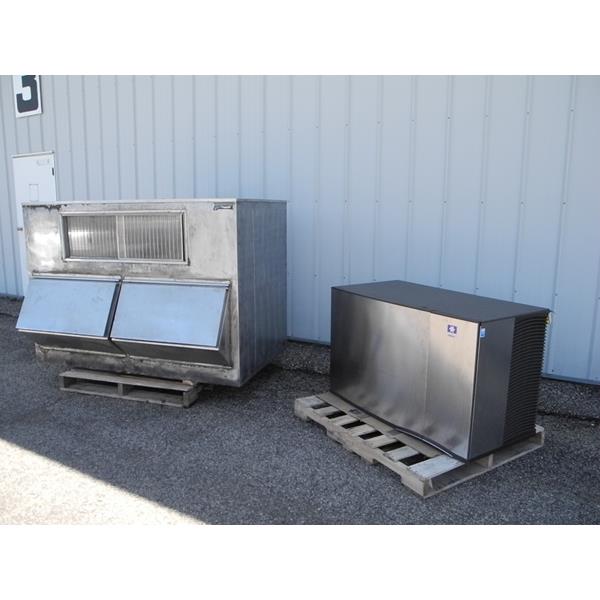 Manitowoc Cube Ice Machine with Storage Bin(#63)