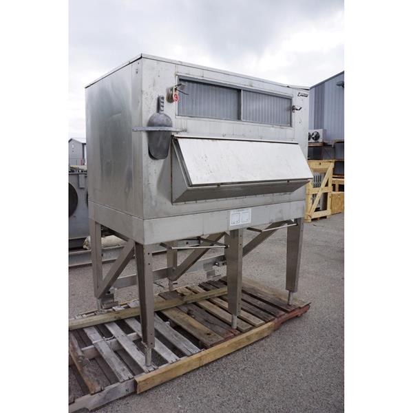 Follet Ice Storage Bin (#9)