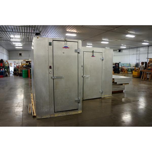 11'5" x 16'4" x 7'6"H (Lshape) Iowa Coolers Combo Cooler/Freezer (164