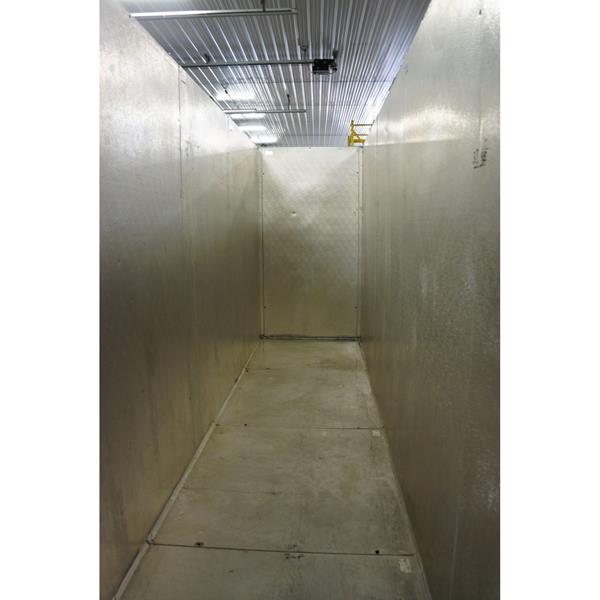 11'5" x 16'4" x 7'6"H (Lshape) Iowa Coolers Combo Cooler/Freezer (164