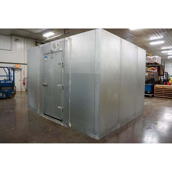10' x 12' x 8'6"H Thermalrite Walkin Freezer (120 Sq. Ft.) Barr