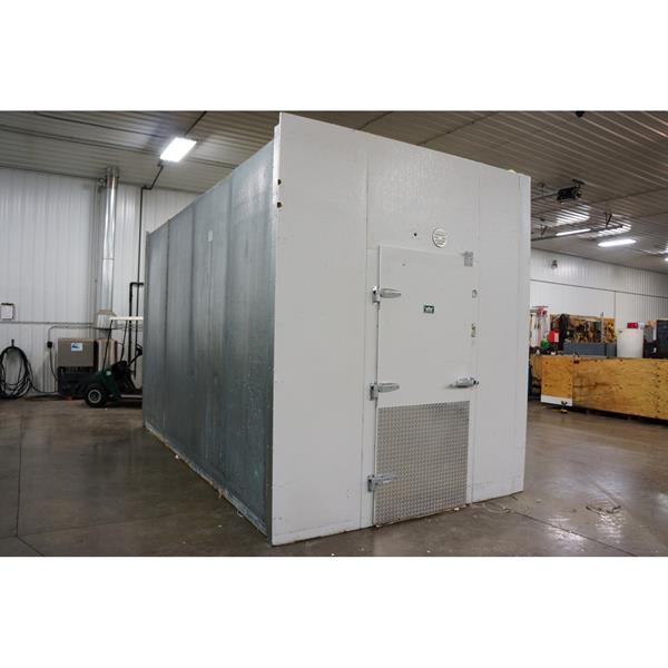 8 8 X 16 2 X 9 11 H Crown Tonka Walk In Cooler Or Freezer 140 Sq Ft Barr Commercial Refrigeration