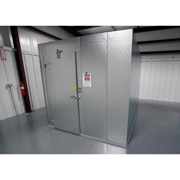 10&#39; x 16&#39; x 8&#39;H CCI Walk-In Cooler-Freezer Combination 