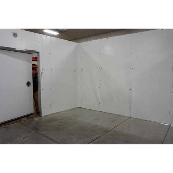 16' x 18' x 9'8"H Tyler Walkin Freezer with Floor (288 Sq. Ft.) Barr