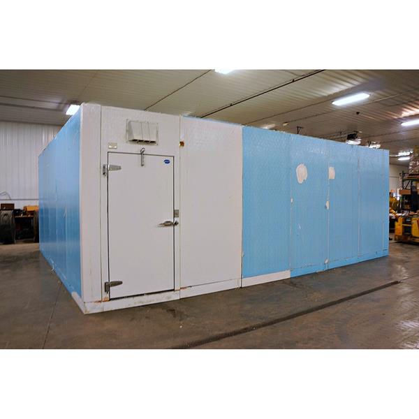20'8" x 25'4" x 9'8"H ThermalRite Walkin Freezer with Floor (524 Sq