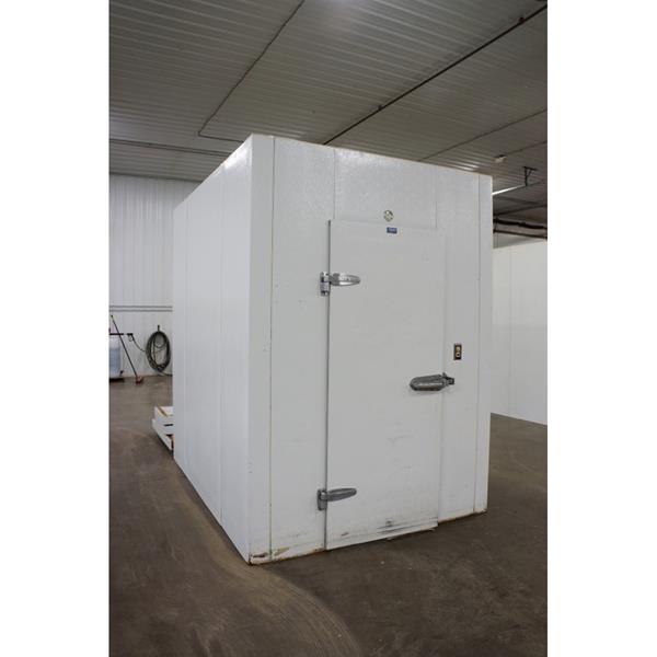 6&#39; x 8&#39; x 8&#39;6&quot;H Tonka Walk-in Cooler