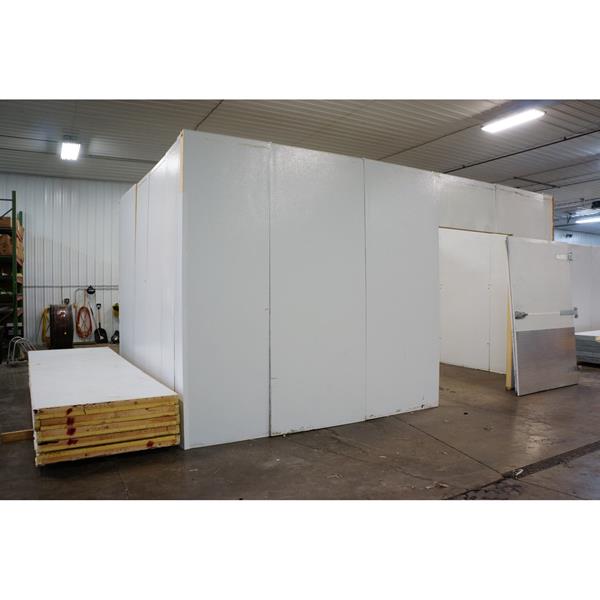 13&#39; x 20&#39; x 10&#39;4&quot;H Hussmann Walk-in Cooler or Freezer