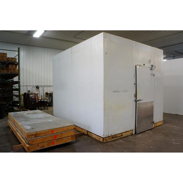 10'x12' Walkin freezer manufactured by National Coolers Includes Warranty!