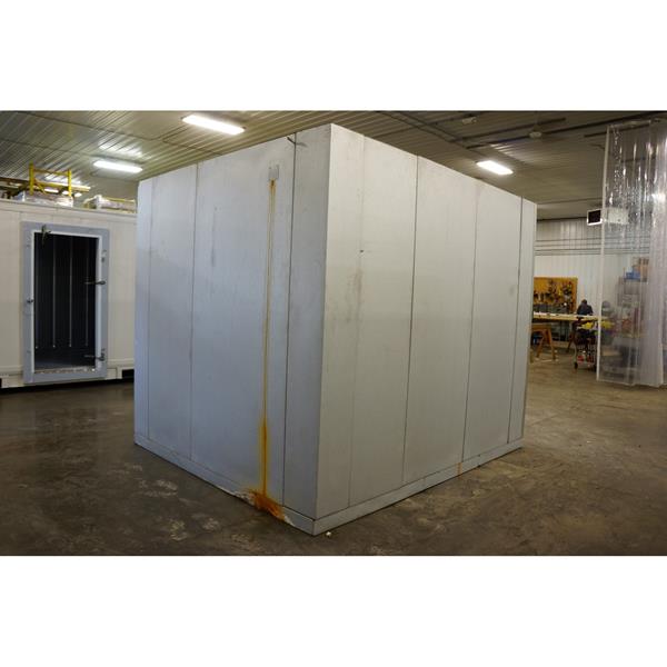 8'4" x 9'9" x 8'7"H Kolpak Walkin Freezer with Floor (81 Sq. Ft
