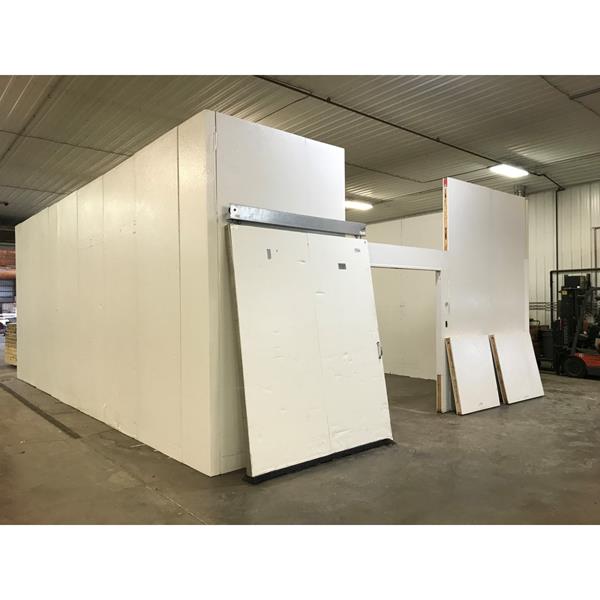 21&#39;11&quot; x 29&#39;3&quot; x 12&#39;H National Coolers Drive-in Cooler