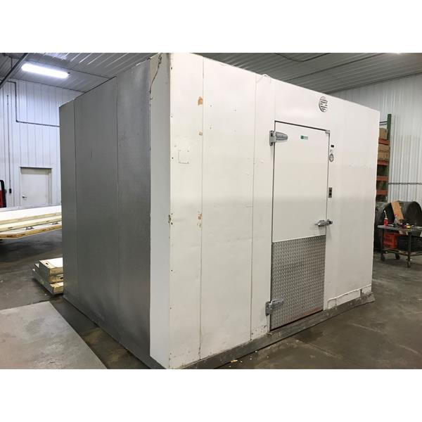 8&#39;8&quot; x 10&#39;7&quot; x 8&#39;8&quot;H Imperial Brown Walk-in Freezer with Floor