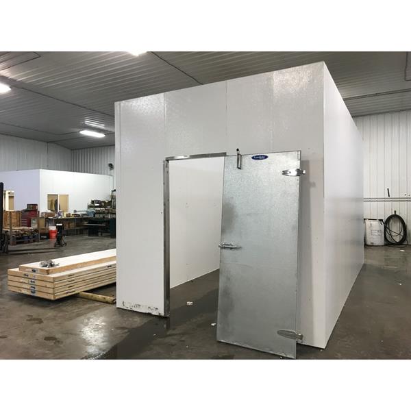 9'9"x18'1 walkin cooler package for sale.