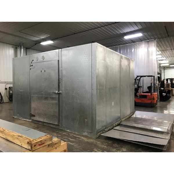 12'2" x 14' x 9'H Kysor Walkin Freezer with Floor (170 Sq. Ft.) Barr