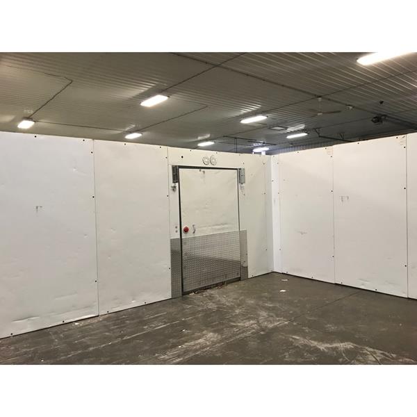 Hussmann Walk in Cooler for Sale.