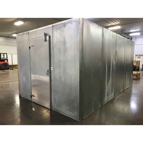 10&#39; x 17&#39;2&quot; x 8&#39;4&quot;H National Coolers Walk-in Cooler