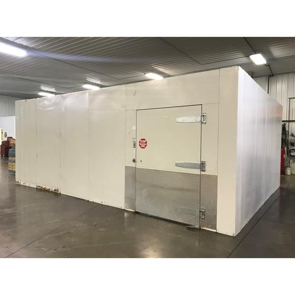 17&#39;4&quot; x 23&#39;1&quot; x 9&#39;2&quot;H (10&#39;H w-beam) Hussmann Walk-in Cooler