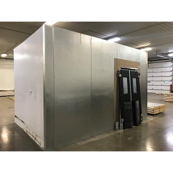 10'5" x 15'8" x 10'H National Coolers Walkin Cooler (163 Sq. Ft.) Barr Commercial Refrigeration