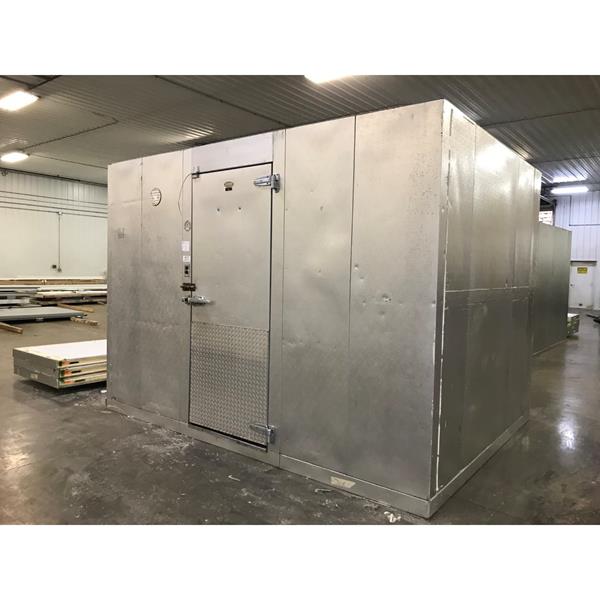 8&#39;8&quot; x 11&#39;7&quot; x 8&#39;8&quot;H WA Brown Walk-in Freezer with Floor