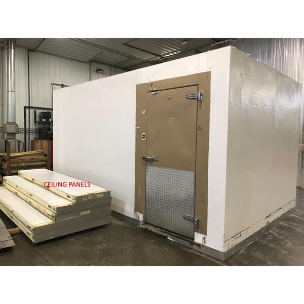 9&#39;8&quot; x 15&#39;5&quot; x 8&#39;8&quot;H WA Brown Walk-in Freezer with Floor