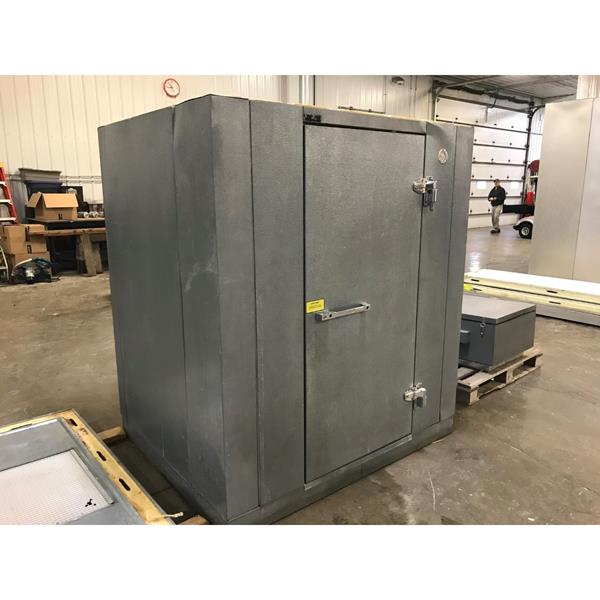 4&#39; x 5&#39; x 6&#39;H (7&#39;2&quot;H w-unit) Self-Contained Walk-in Freezer with Floor