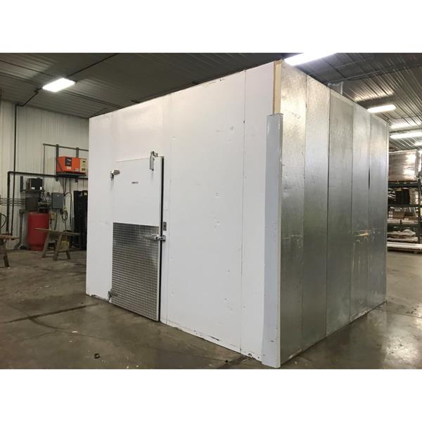 11&#39; x 12&#39;2&quot; x 10&#39;H KYSOR Walk-in Cooler
