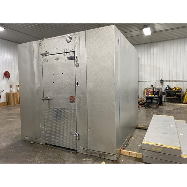 8&#39;8&quot; x 8&#39;8&quot; x 8&#39;8&quot;H WA Brown Walk-in Cooler with Floor with new condensing unit