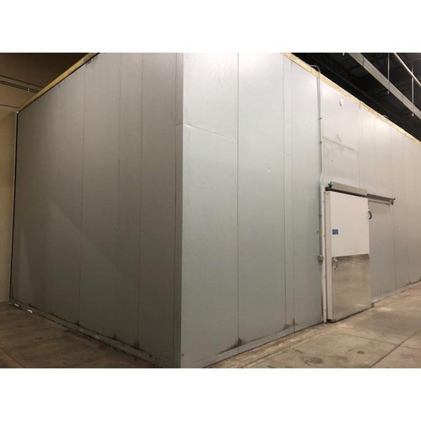 21&#39;1&quot; x 73&#39;2&quot; x 16&#39;H Drive-in Cooler or Freezer with Manual Sliding Doors