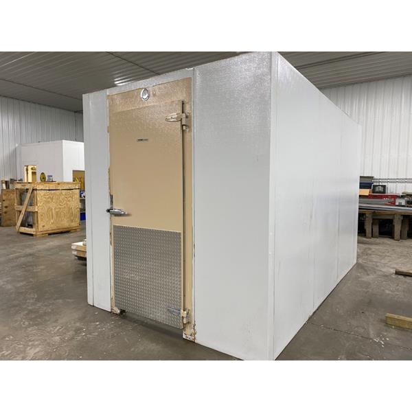 7&#39;9&quot; x 13&#39;6&quot; x 8&#39;7&quot;H KYSOR Walk-in Cooler or Freezer