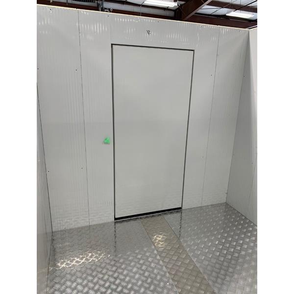 8'3" x 9'10" x 8'H Walkin Cooler with Floor (ACQLH) (81 Sq. Ft