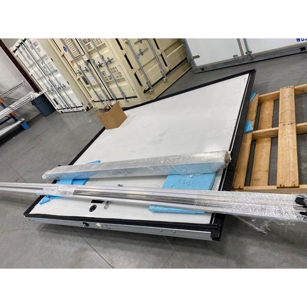 8&#39;x 8&#39;H &quot;Scratch &amp; Dent&quot; Manual Sliding Cooler Door (LH)