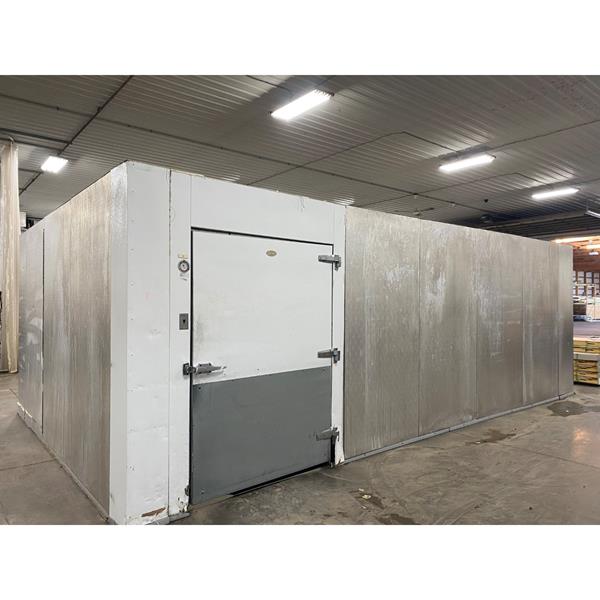 14&#39;6&quot; x 24&#39;1&quot; x 8&#39;5&quot;H WA Brown Walk-in Cooler