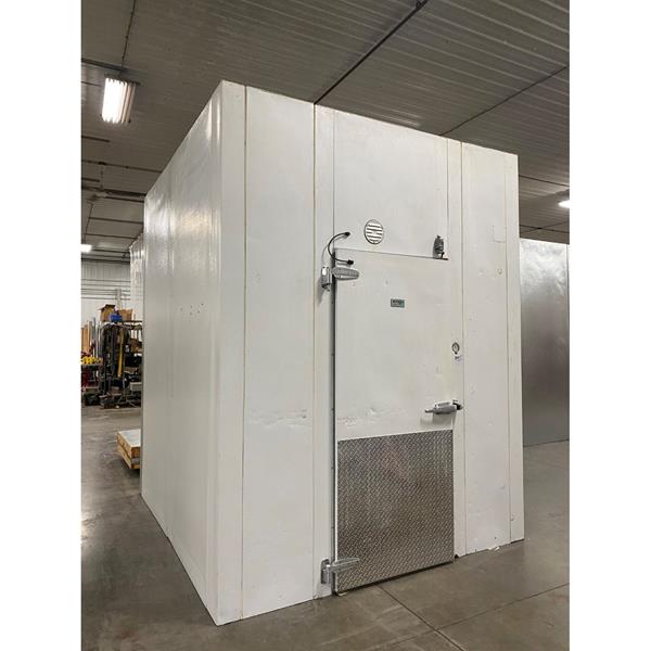 8&#39;2&quot; x 9&#39; x 10&#39;6&quot;H Kysor Walk-in Cooler with New Refrigeration System