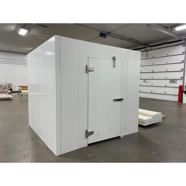 8&#39;3&quot; x 8&#39;3&quot; x 8&#39;H Walk-in Cooler with New Refrigeration System (ACQ)