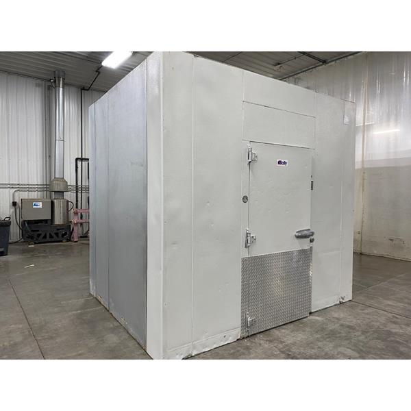 7&#39;9&quot; x 9&#39;8&quot; x 9&#39;2&quot;H Bally Walk-in Cooler with New Refrigeration System