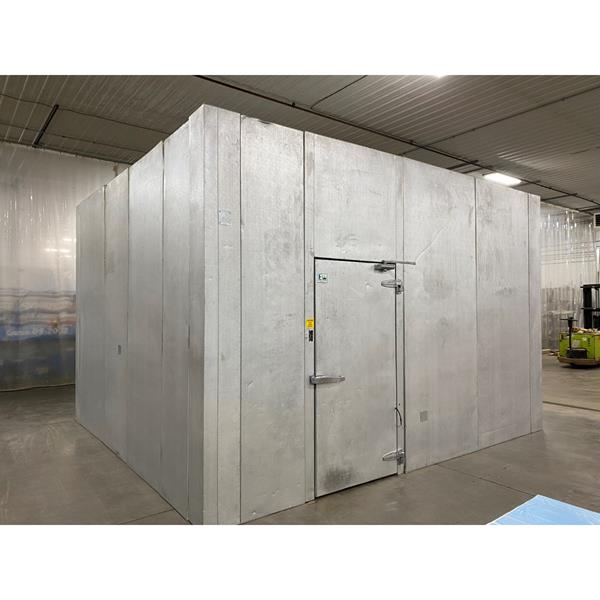 13&#39;10&quot; x 15&#39;6&quot; x 10&#39;4&quot;H Elliot-Williams Walk-in Cooler